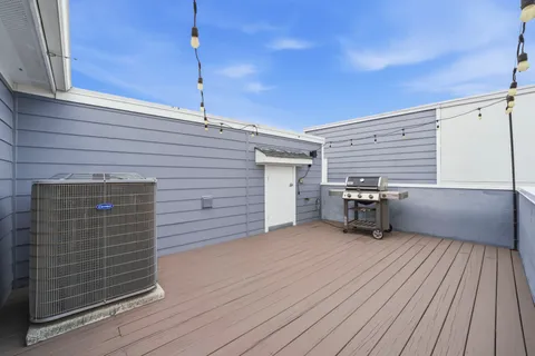 $430,000 | 3303 Baron Street, Houston, TX 77020