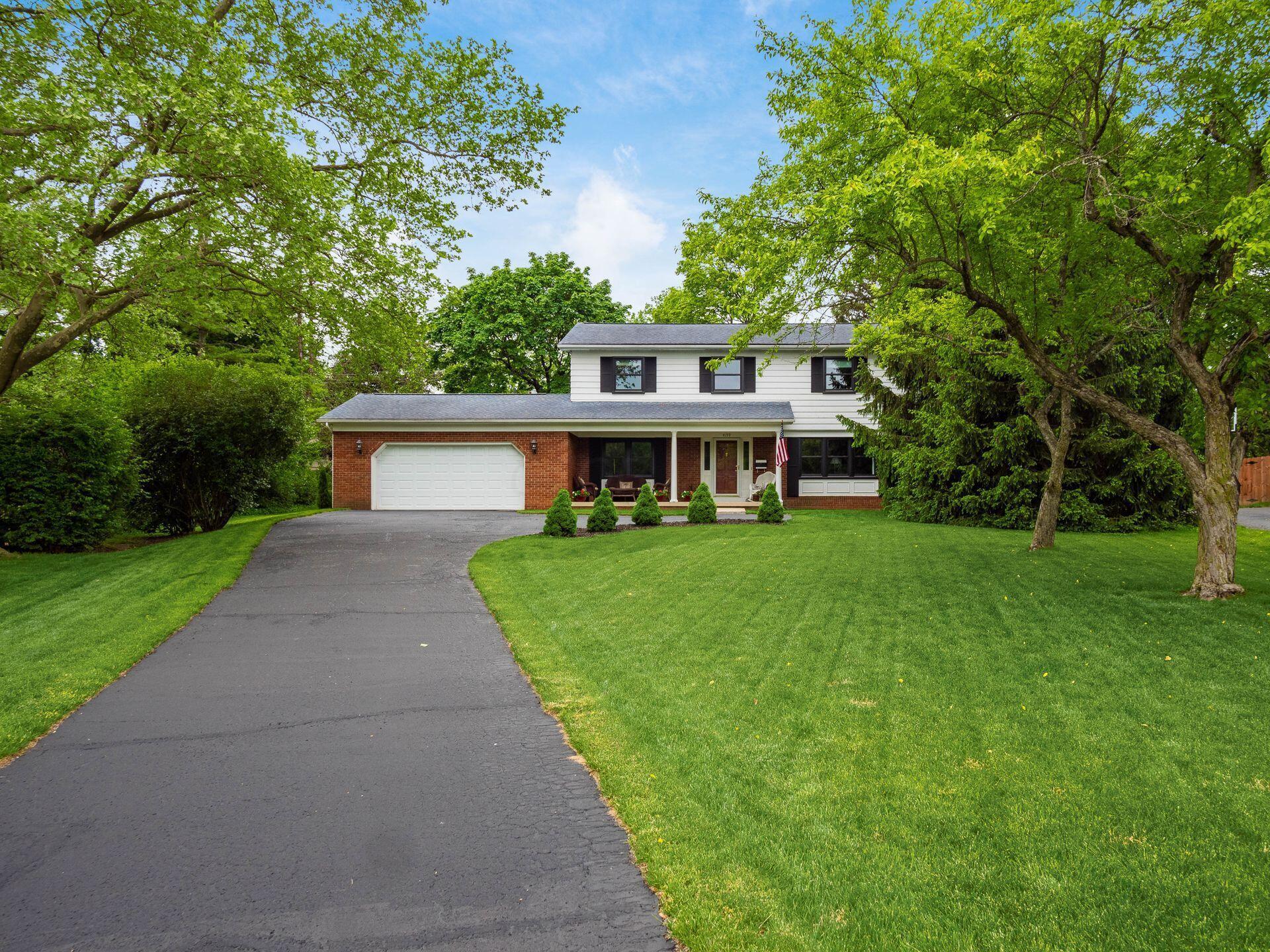 4159 Rowanne Road Columbus, OH 43214 - Photo 2 of 47 Set back on an quiet cul de sac of Rowanne Rd.