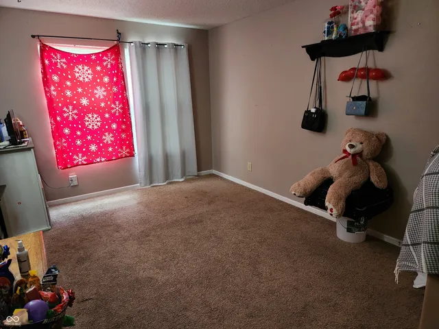 $239,980 | 854 Saraina Road, Shelbyville, IN 46176