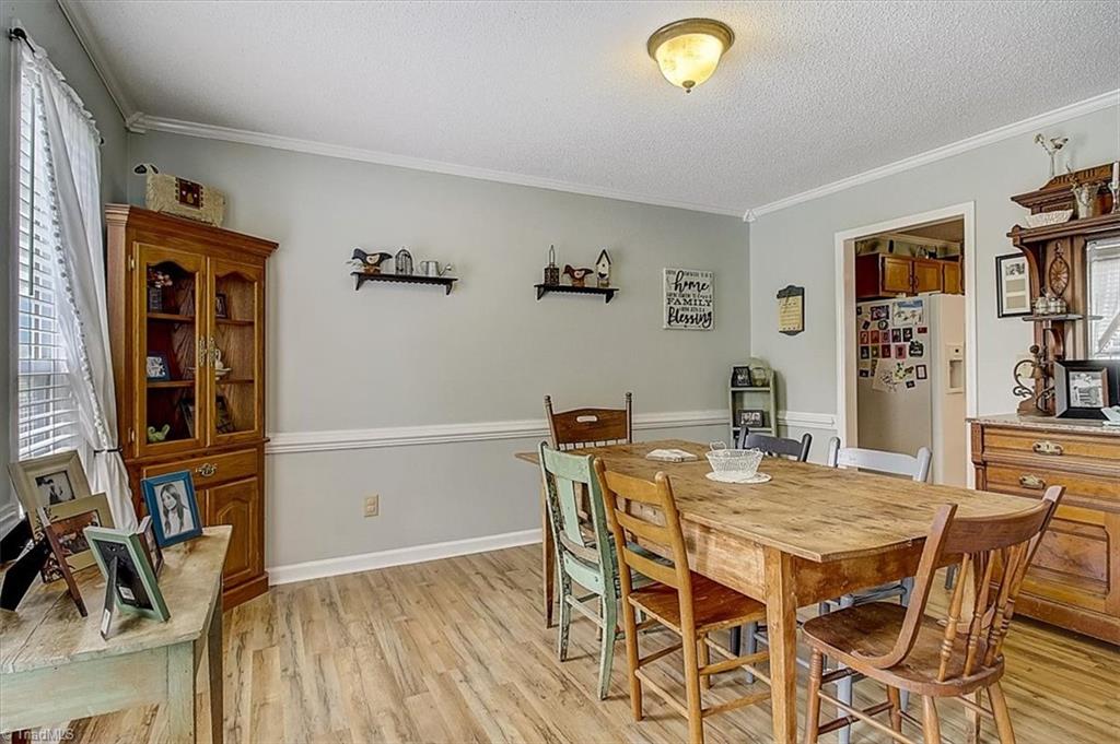 561 Adams Gate Road Winston-Salem, NC 27107 - Photo 7 of 42 Gallery Image 7