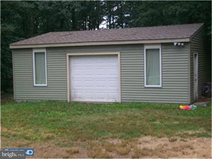 937 Kearsley Road Sicklerville, NJ 08081 - Photo 16 of 16 Garage