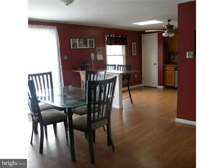 937 Kearsley Road Sicklerville, NJ 08081 - Photo 6 of 16 Kitchen