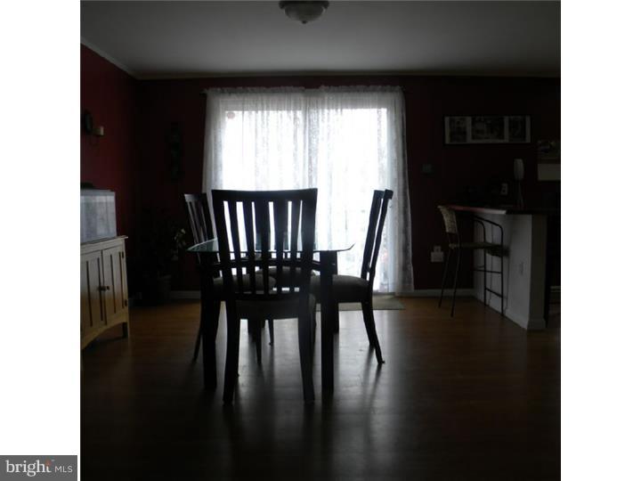 937 Kearsley Road Sicklerville, NJ 08081 - Photo 7 of 16 Kitchen