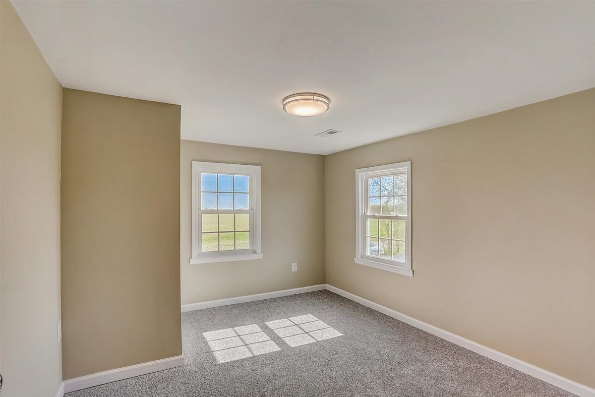 555 White Road Portland, TN 37148 - Photo 20 of 30 a view of an empty room with windows