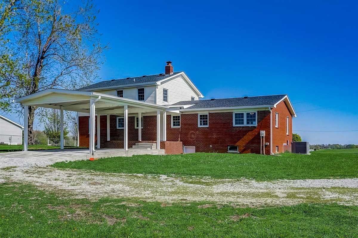 555 White Road Portland, TN 37148 - Photo 28 of 30 a front view of a house with a yard