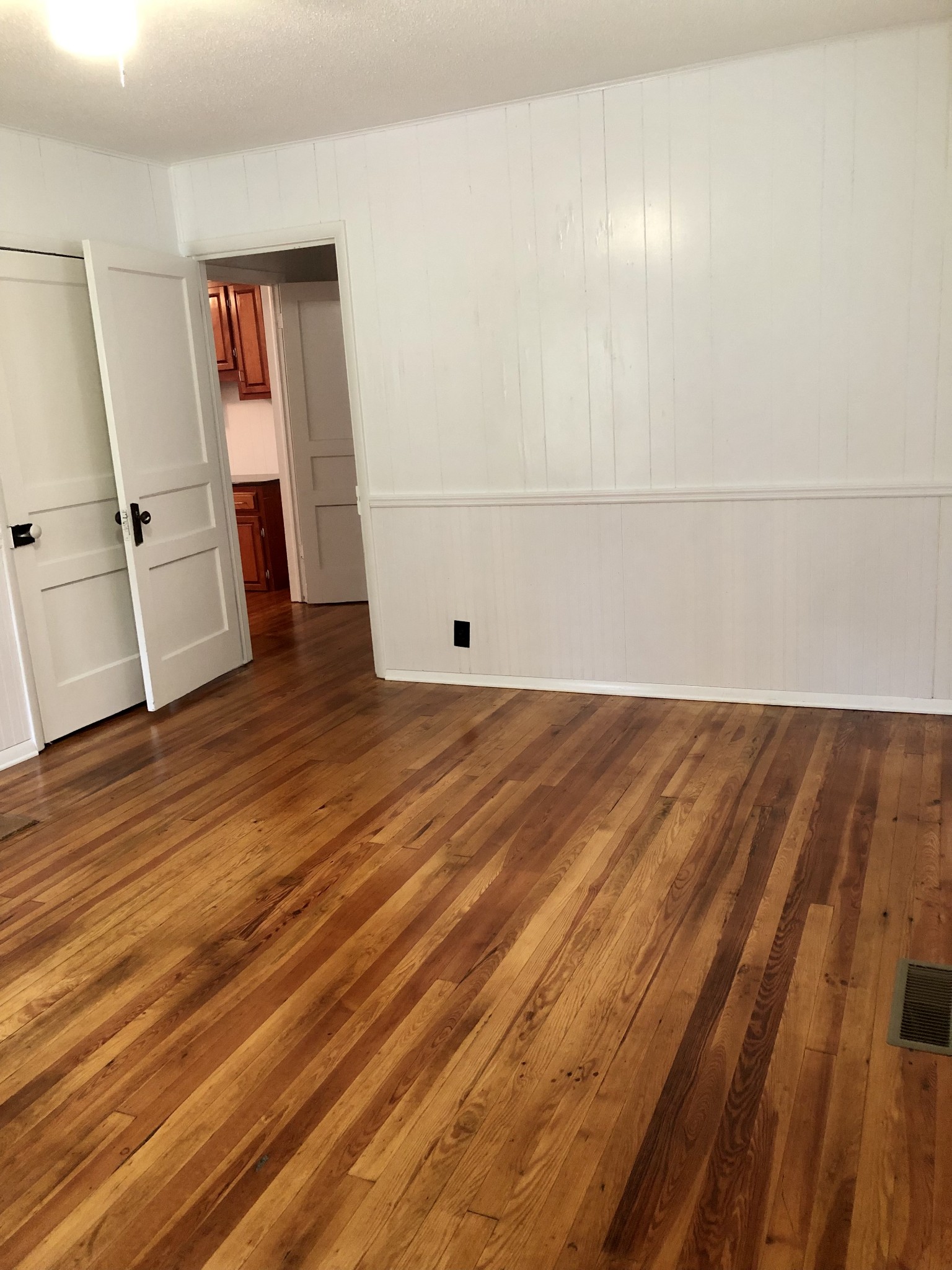 629 A Fall River Road Lawrenceburg, TN 38464 - Photo 13 of 38 a view of empty room with wooden floor
