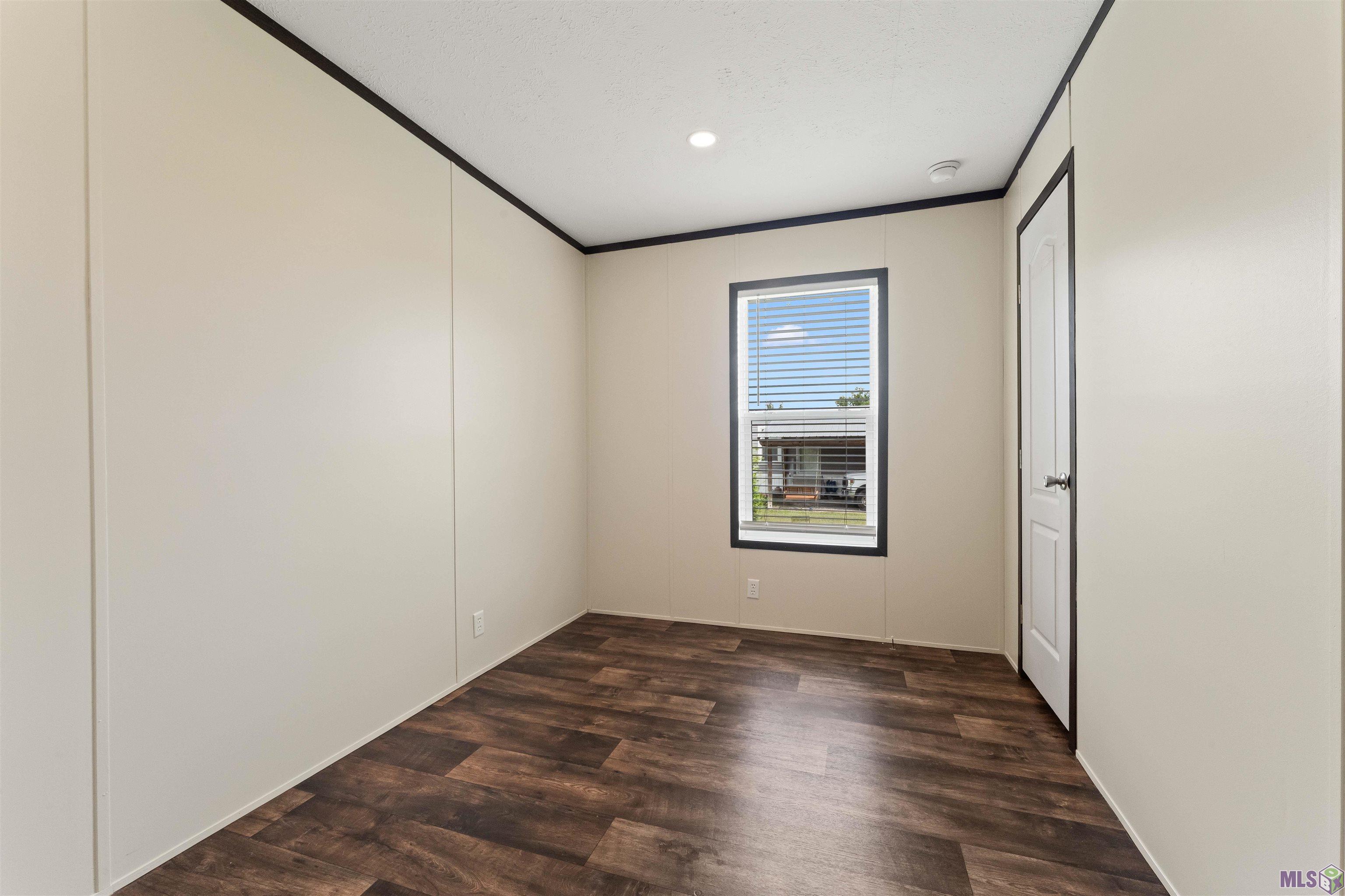 12487 Hebert Road Gonzales, LA 70737 - Photo 13 of 18 Gallery Image 13