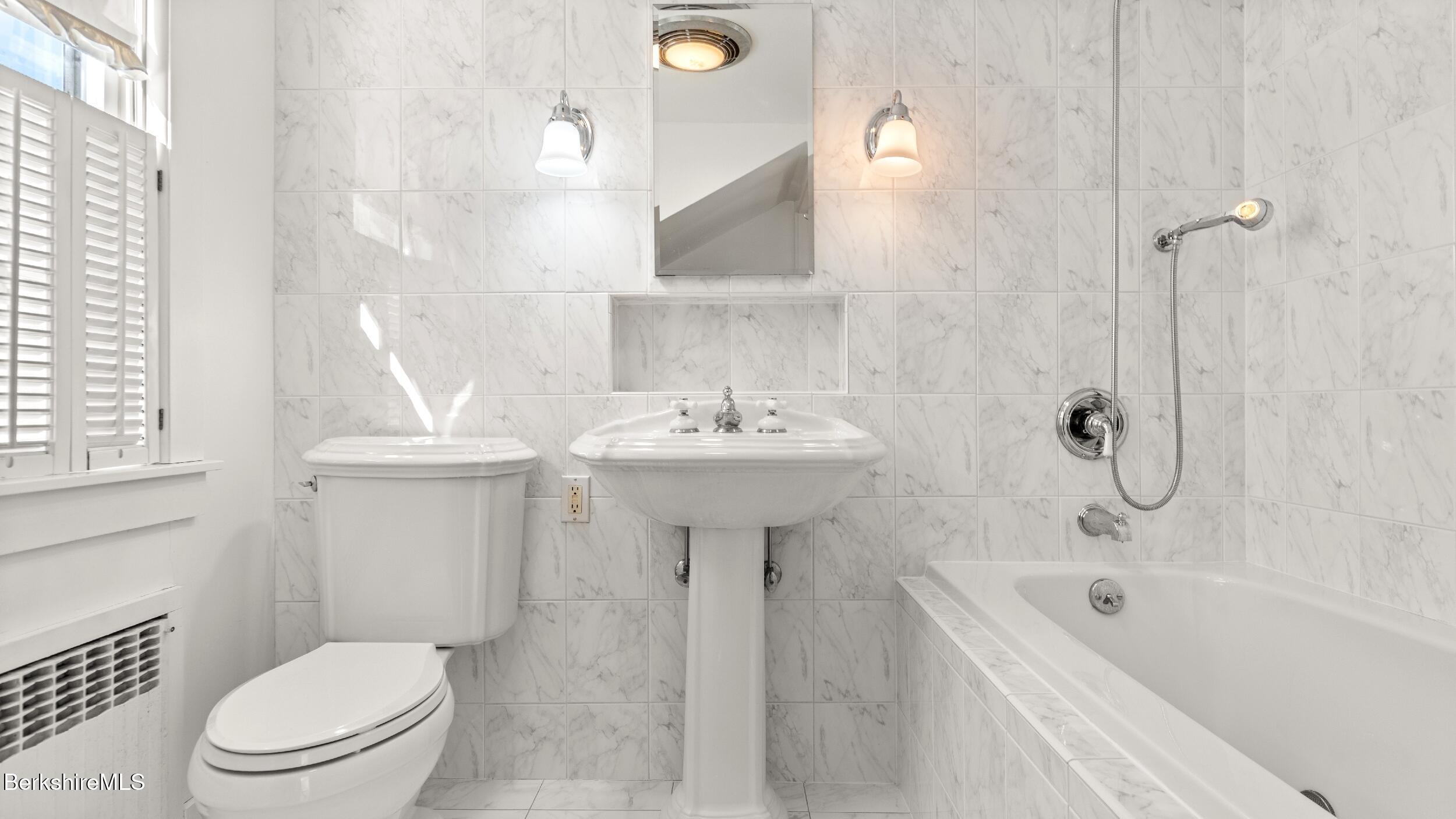 851 Lenox Road Richmond, MA 01254 - Photo 44 of 50 SECOND FLOOR FULL BATHROOM