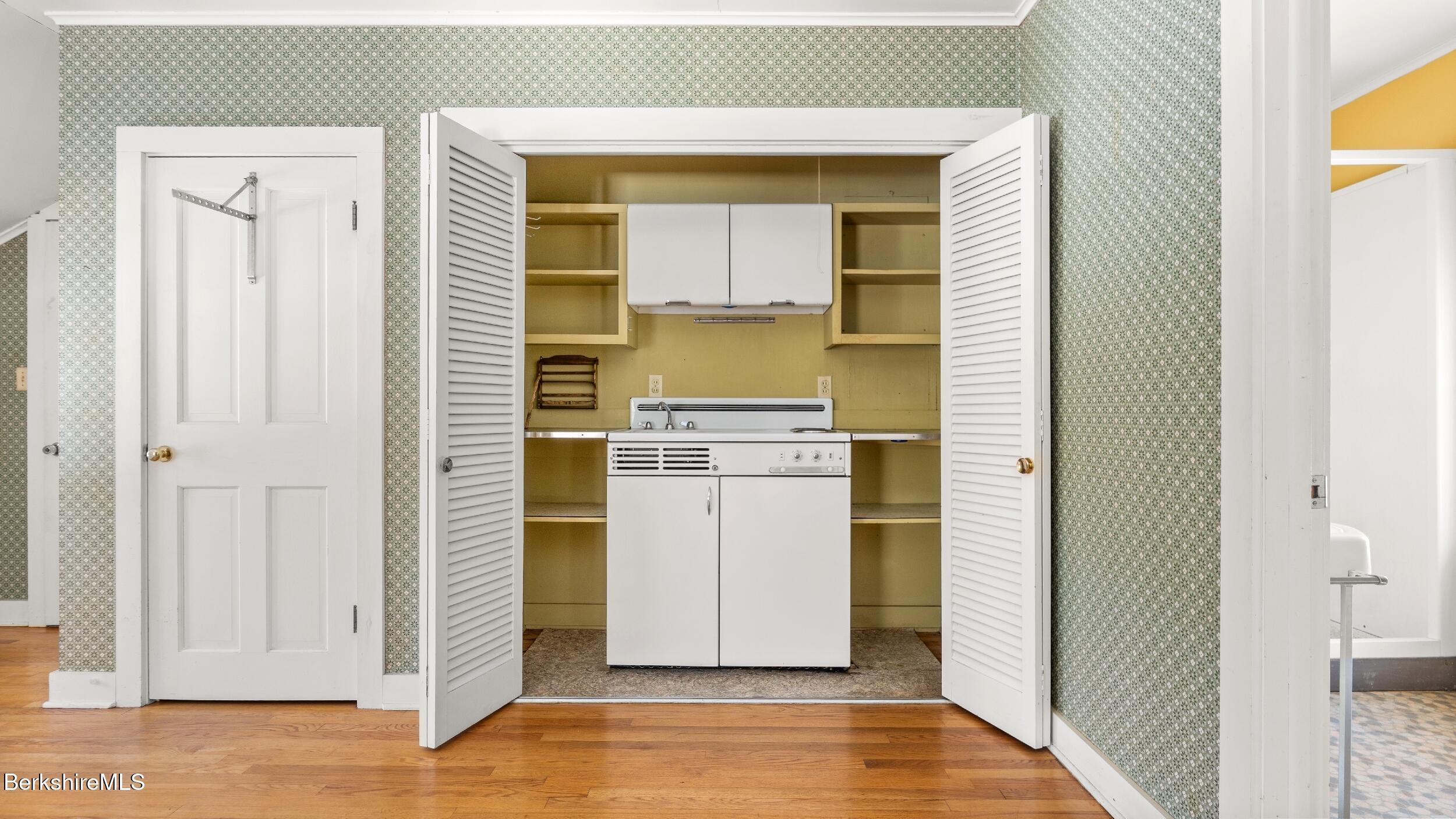 851 Lenox Road Richmond, MA 01254 - Photo 49 of 50 BONUS ROOM