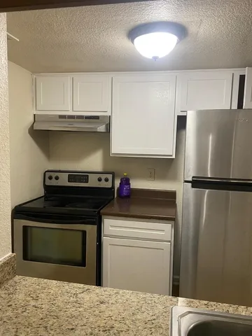 $1,100 | 8100 Creekbend Drive, Unit 159, Houston, TX 77071