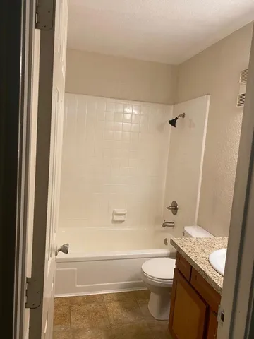 $1,100 | 8100 Creekbend Drive, Unit 159, Houston, TX 77071