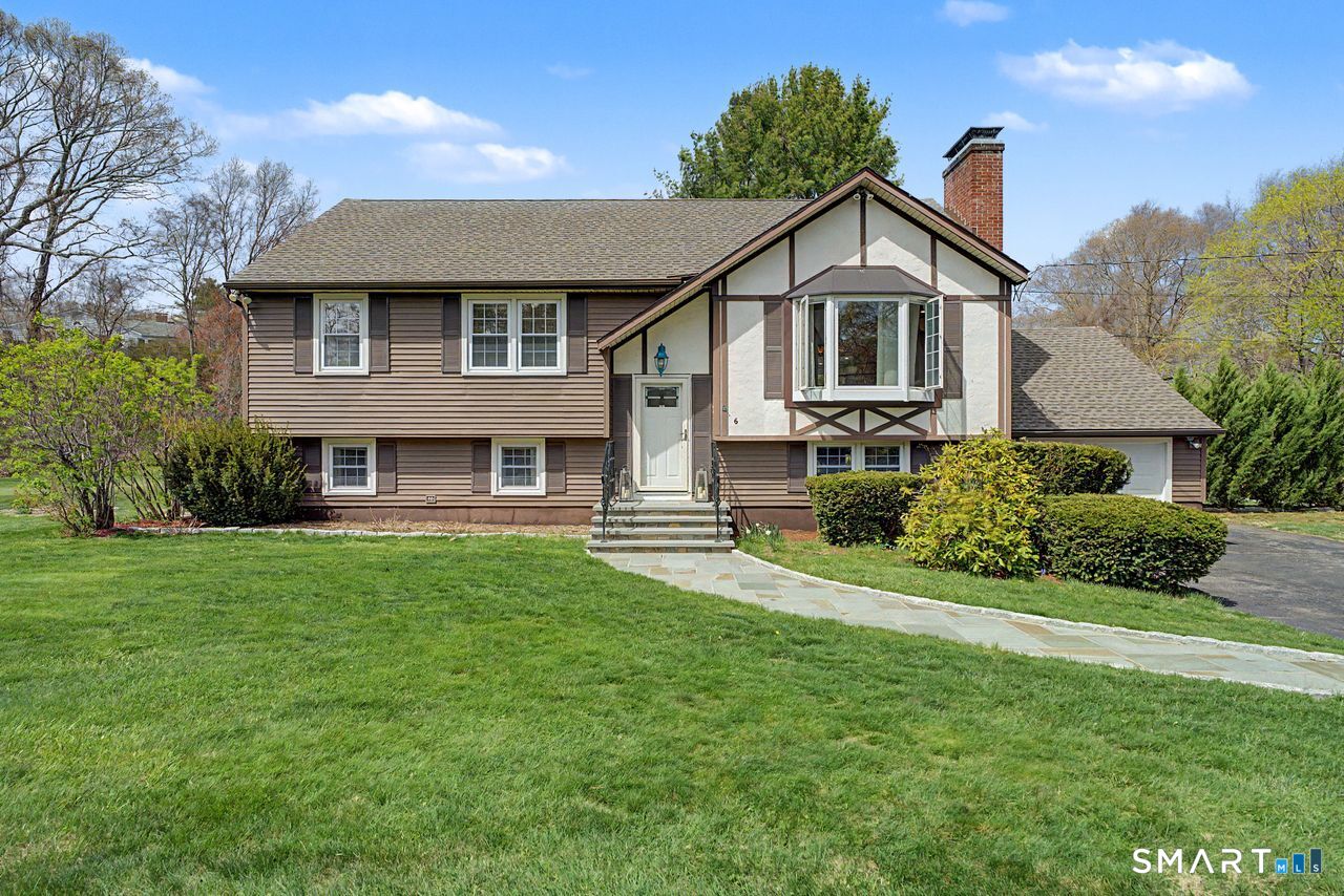 6 Yankee Peddler Path Madison, CT 06443 - Photo 1 of 1