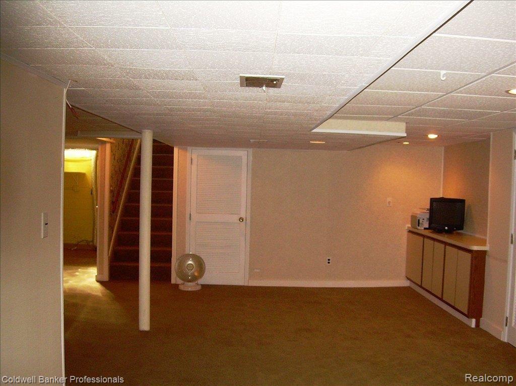 1161 Fairholme Road Grosse Pointe, MI 48236 - Photo 14 of 20 Basement - Recreation Area