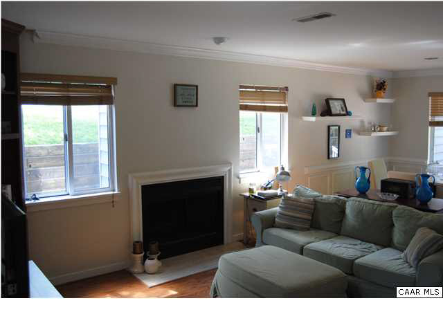 1260 Chatham Ridge Charlottesville, VA 22901 - Photo 4 of 19 Gallery Image 4