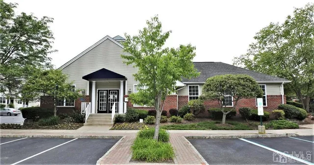 $2,750 | 1303 Blossom Circle, Dayton, NJ 08810