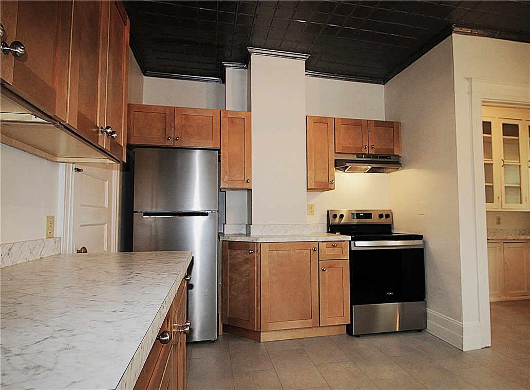 125 Field Street Rochester, NY 14620 - Photo 7 of 28