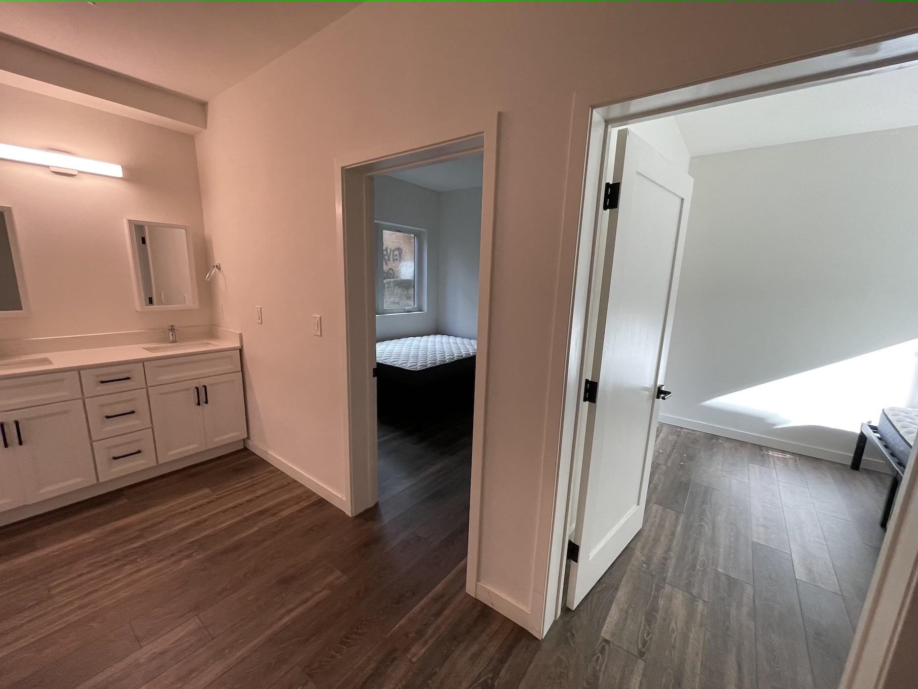 2716 Durant Avenue, Unit B Berkeley, CA 94704 - Photo 5 of 7 a view of a bathroom from the hallway