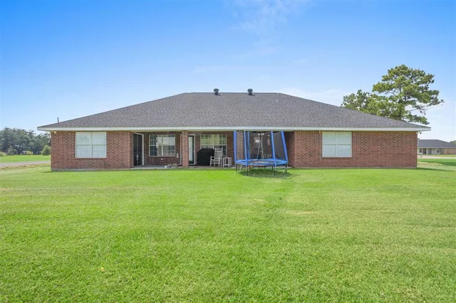 $285,000 | 5221 East Iona Drive, Sulphur, LA 70665