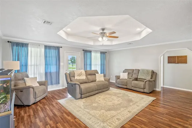 $285,000 | 5221 East Iona Drive, Sulphur, LA 70665