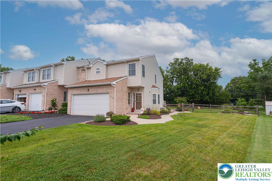 1276 Old Gate Road Northampton, PA 18067 - Photo 1 of 52 Gallery Image 1