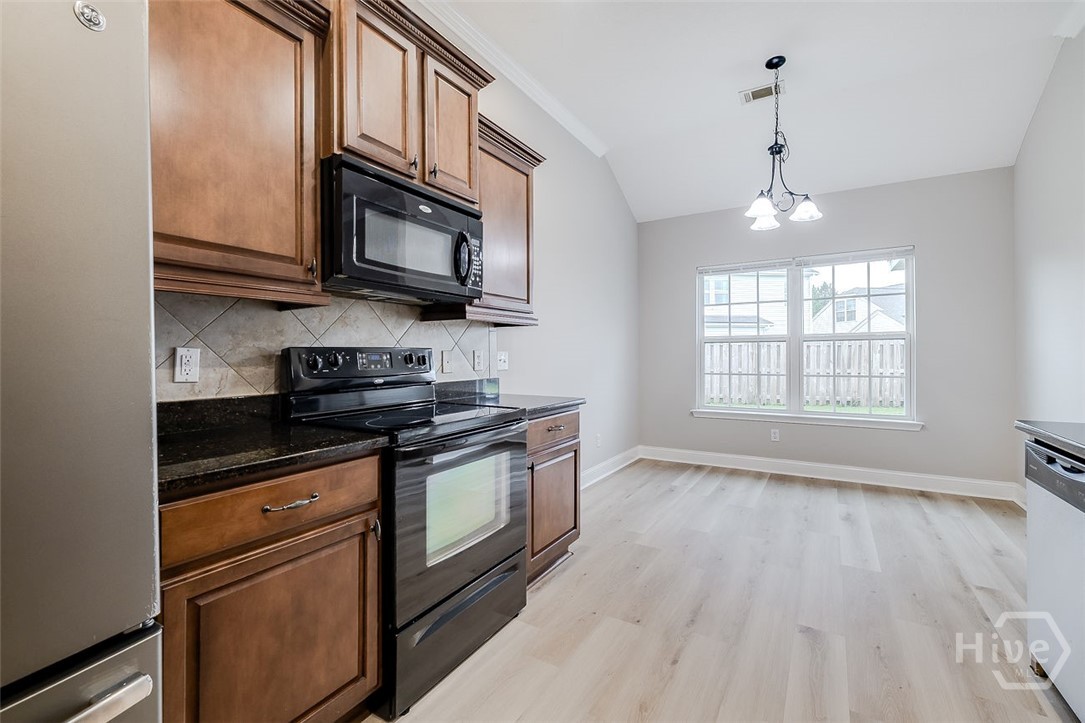 30 Tranquil Place Pooler, GA 31322 - Photo 11 of 43 Kitchen