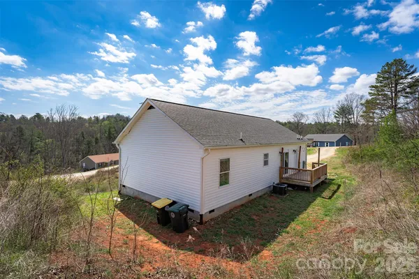 $375,000 | 138 Indian Paintbrush Lane, Alexander, NC 28701