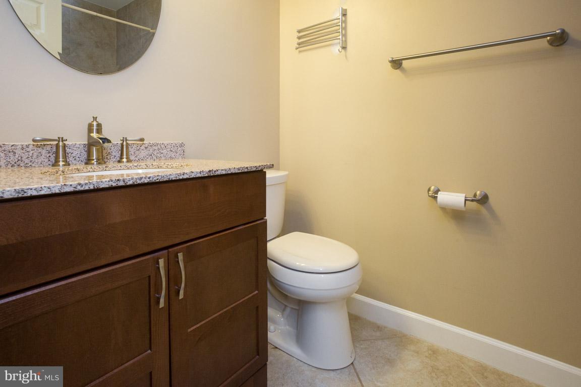 10929 Amherst Avenue, Unit 12 Silver Spring, MD 20902 - Photo 21 of 39 Hall Bath