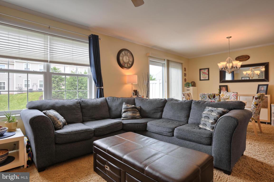 525 Fox Ridge Lane Lebanon, PA 17042 - Photo 8 of 40 Gallery Image 8