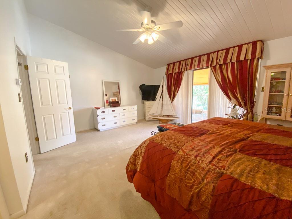 408 Sandy Hook Road, Unit 408 Treasure Island, FL 33706 - Photo 27 of 45