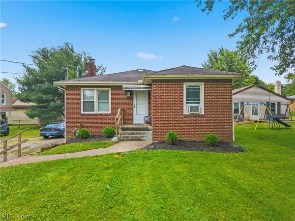 $130,000 | 138 52nd Street Southwest, Canton, OH 44706