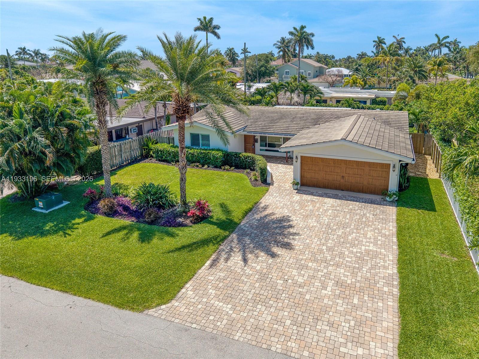 2832 Northeast 34th Street Lighthouse Point, FL 33064 - Photo 7 of 64
