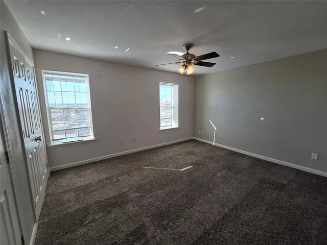 $1,300 | 217 Church Street, Unit 208, Galveston, TX 77550