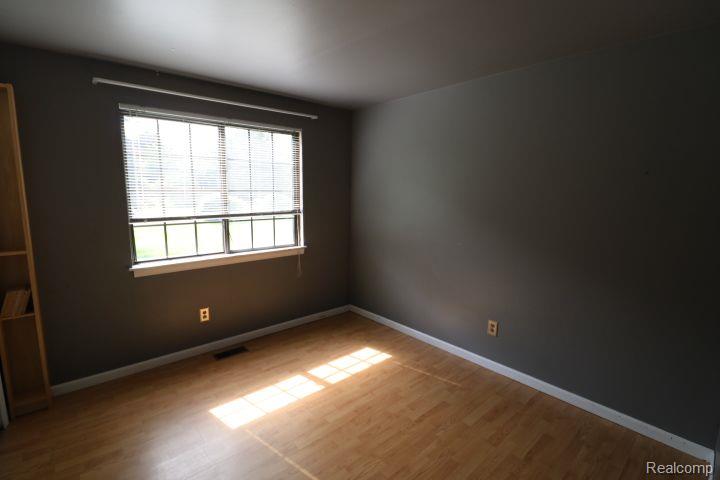 3374 Flint River Road Columbiaville, MI 48421 - Photo 10 of 13 Gallery Image 10