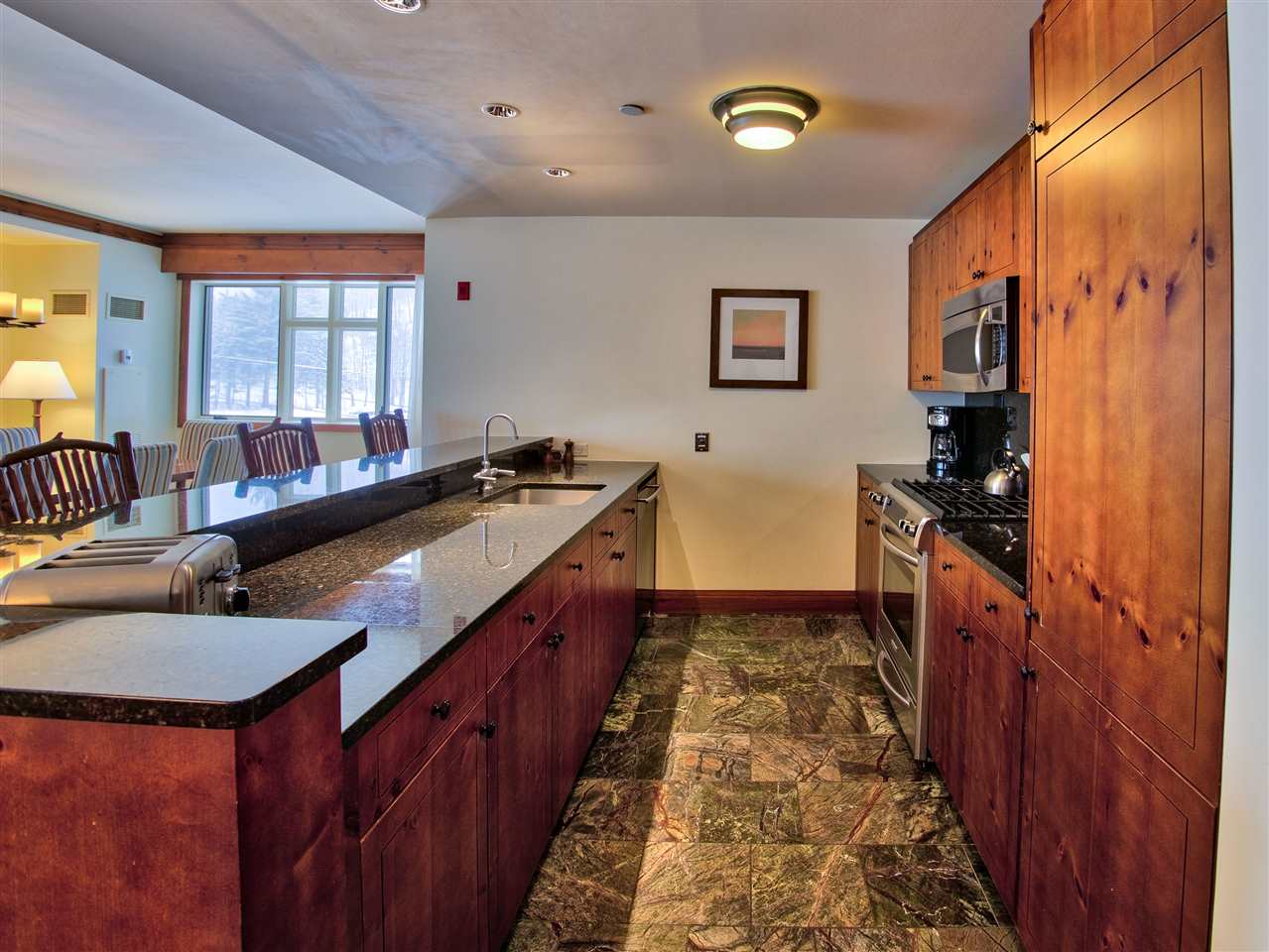 7412 Mountain Road, Unit 461 #502 Stowe, VT 05672 - Photo 15 of 40