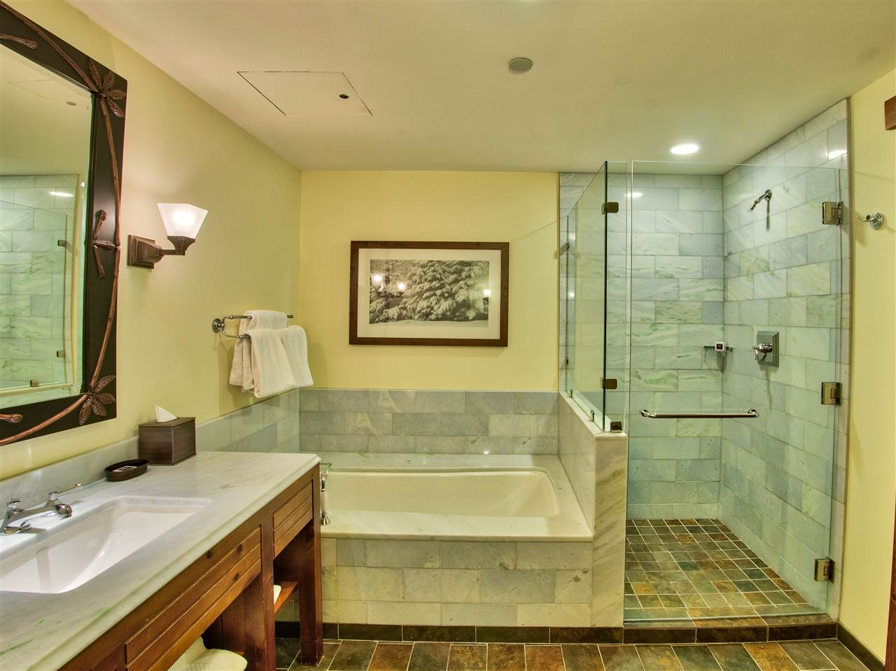 7412 Mountain Road, Unit 461 #502 Stowe, VT 05672 - Photo 21 of 40