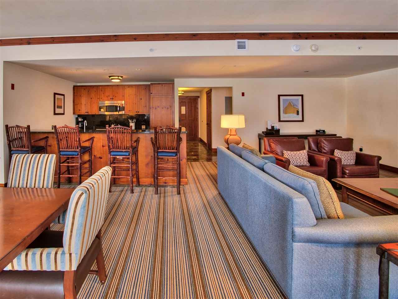 7412 Mountain Road, Unit 461 #502 Stowe, VT 05672 - Photo 9 of 40