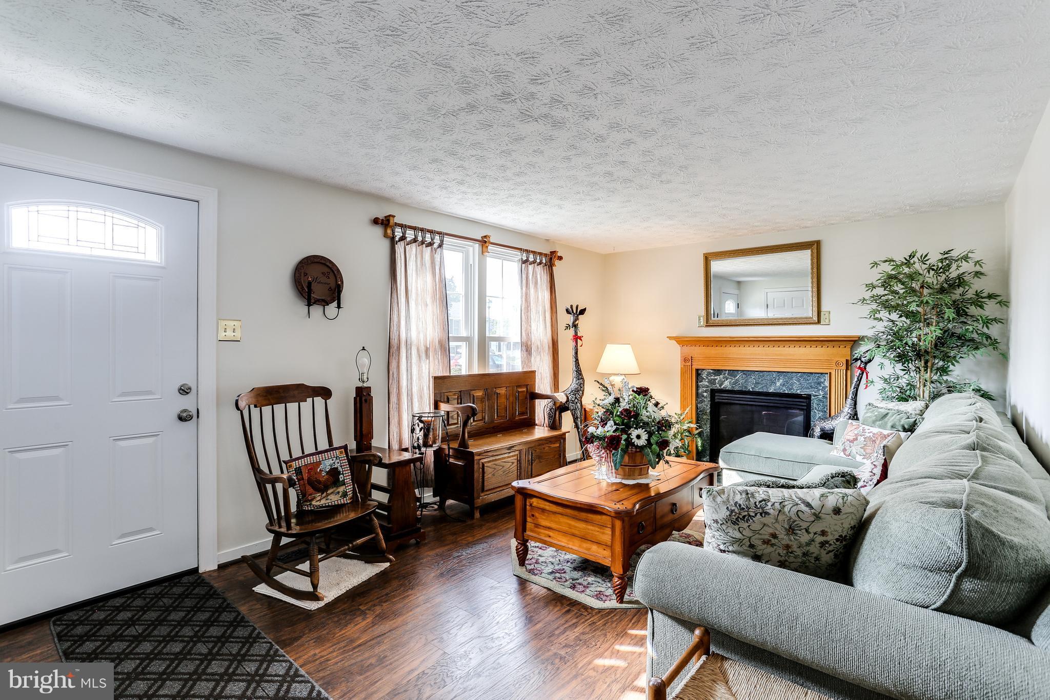 201 Sycamore Road Mount Airy, MD 21771 - Photo 2 of 24 Living Room