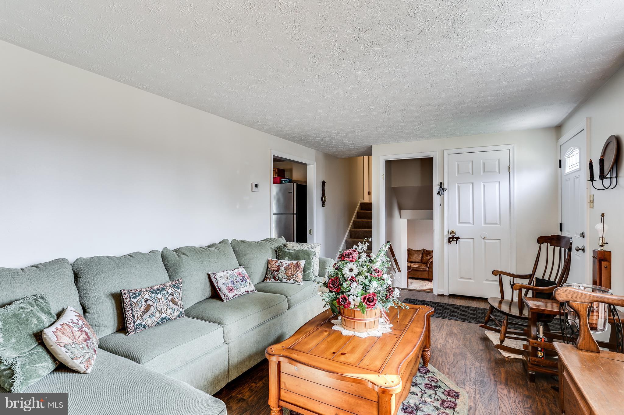 201 Sycamore Road Mount Airy, MD 21771 - Photo 4 of 24 Living Room