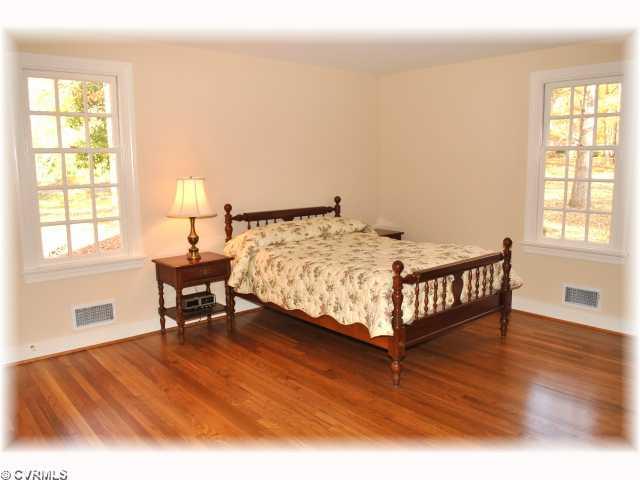 2730 East Brigstock Road Midlothian, VA 23113 - Photo 4 of 11 Master Bedroom - First Floor Master Suite