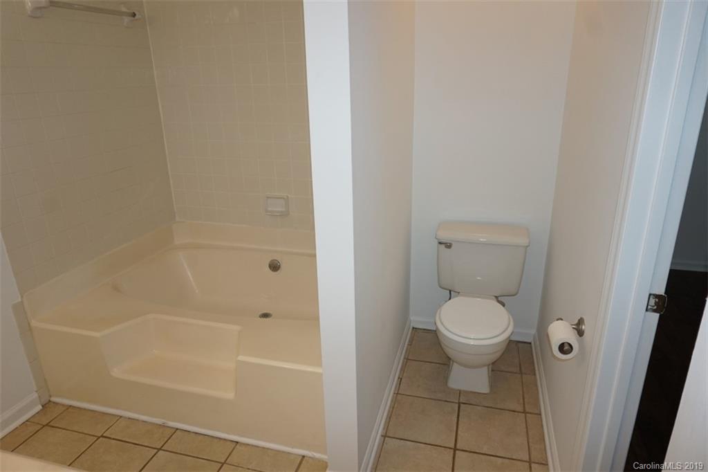 768 Marsh Road, Unit 7682 Charlotte, NC 28209 - Photo 5 of 11