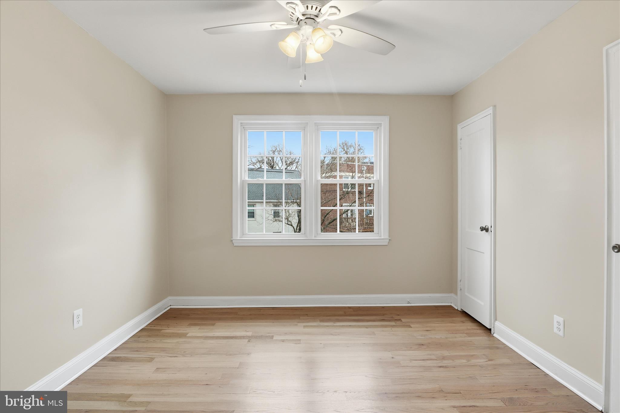 1317 South Walter Reed Drive, Unit 17201 Arlington, VA 22204 - Photo 20 of 32