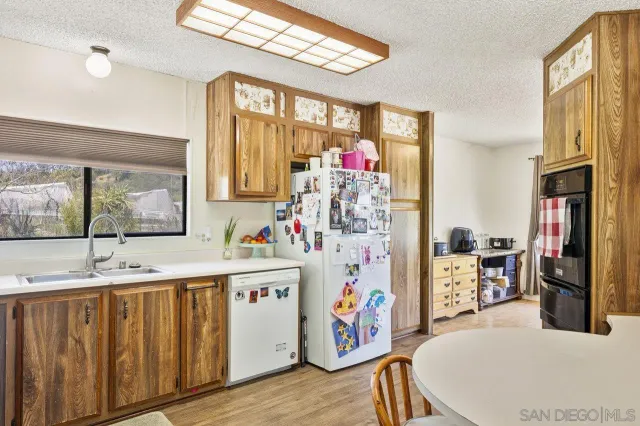 $3,195,000 | 3232 North Twin Oaks Valley Road, San Marcos, CA 92069