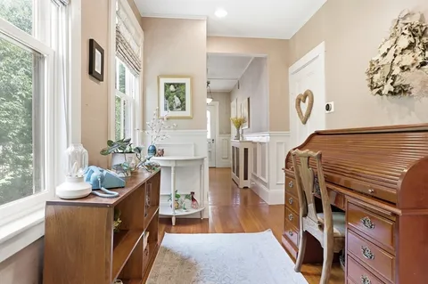 $1,078,000 | 253 Great Road, Bedford, MA 01730