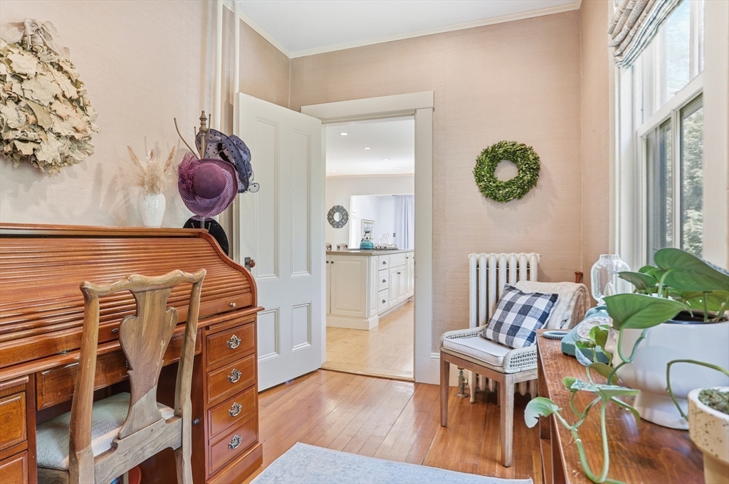 253 Great Road Bedford, MA 01730 - Photo 18 of 41