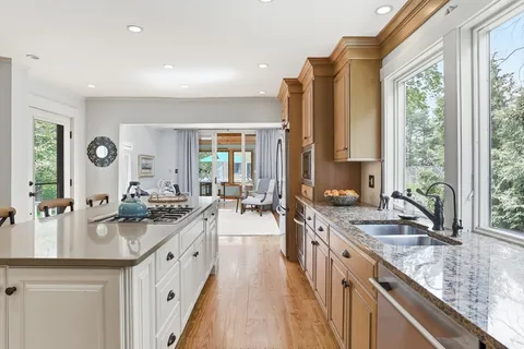 $1,078,000 | 253 Great Road, Bedford, MA 01730