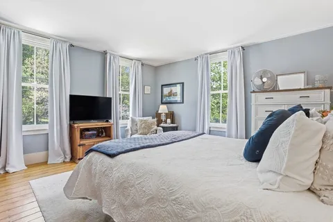 $1,078,000 | 253 Great Road, Bedford, MA 01730