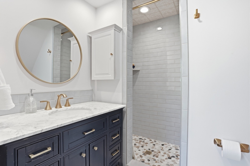 253 Great Road Bedford, MA 01730 - Photo 28 of 41