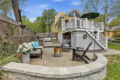 $1,078,000 | 253 Great Road, Bedford, MA 01730