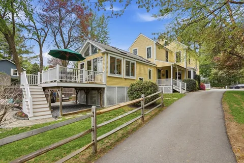 $1,078,000 | 253 Great Road, Bedford, MA 01730