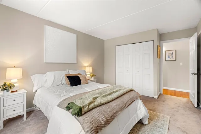 $399,000 | 100 Ledgewood Drive, Unit 117, Stoneham, MA 02180